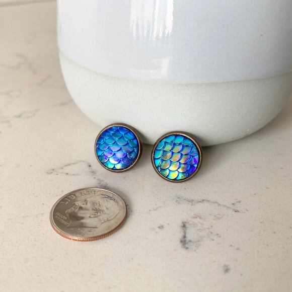 🧜♀️✨Mermaid Earrings - Picture 2 of 3